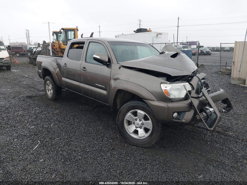 TOYOTA TACOMA BASE V6
