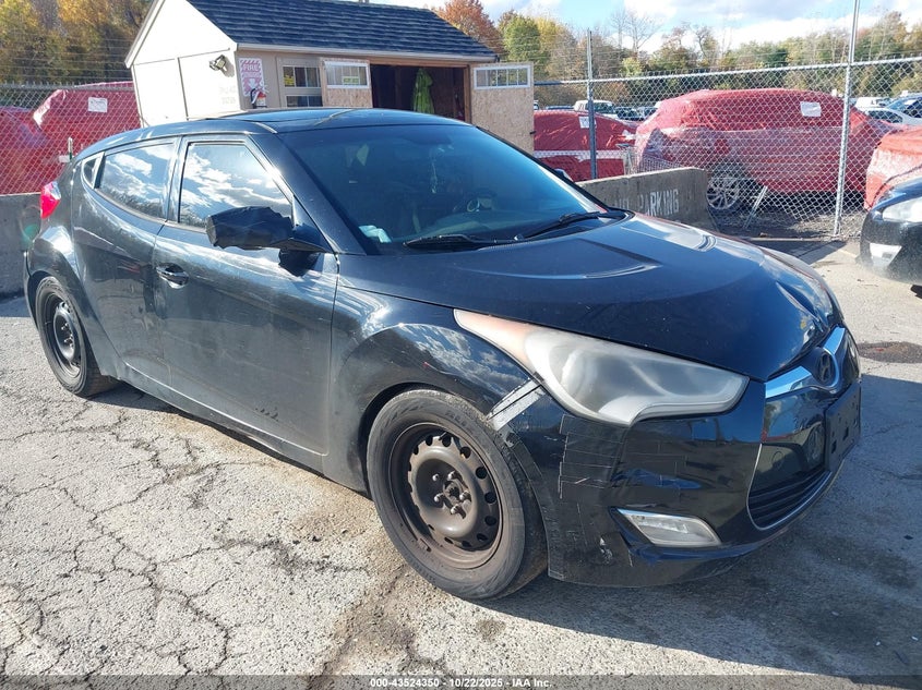 HYUNDAI VELOSTER BASE W/BLACK