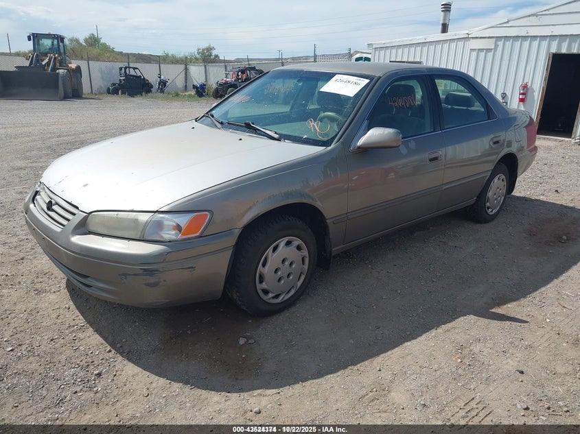 JT2BG28K1X0307931 1999 TOYOTA CAMRY photo no. 2
