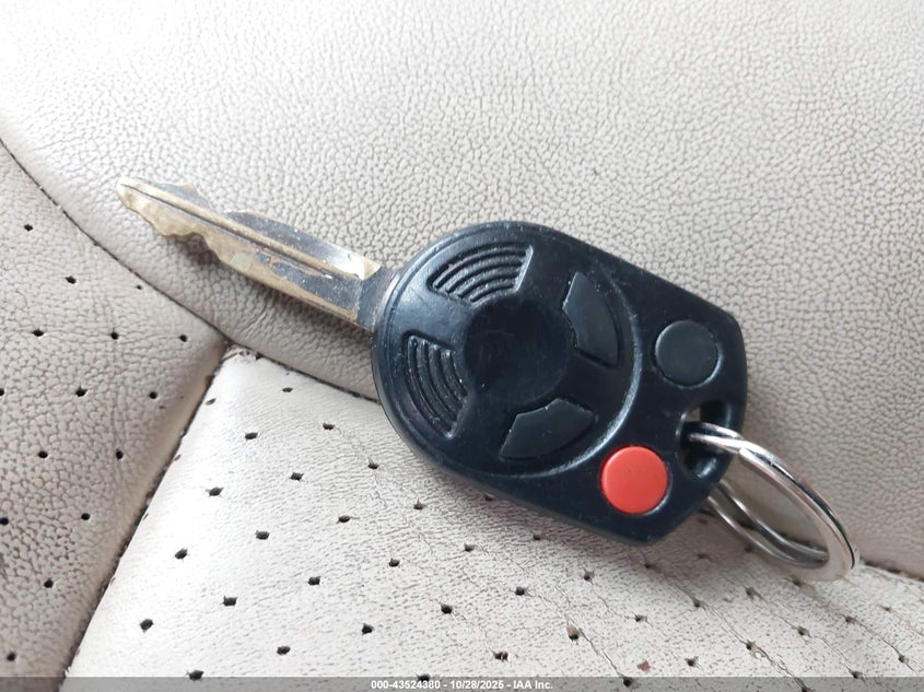 2007 Lincoln Mkx VIN: 2LMDU68C27BJ37120 Lot: 43524380