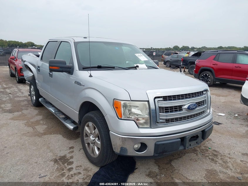 FORD F-150 XLT