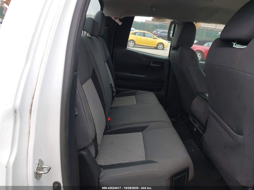 5TFCY5F14HX021049 2017 TOYOTA TUNDRA photo no. 8