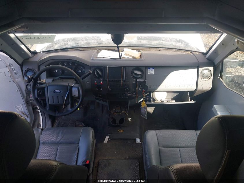 2016 Ford Super Duty F-550 Drw Xl VIN: 1FDAF5GT8GEB98190 Lot: 43524447