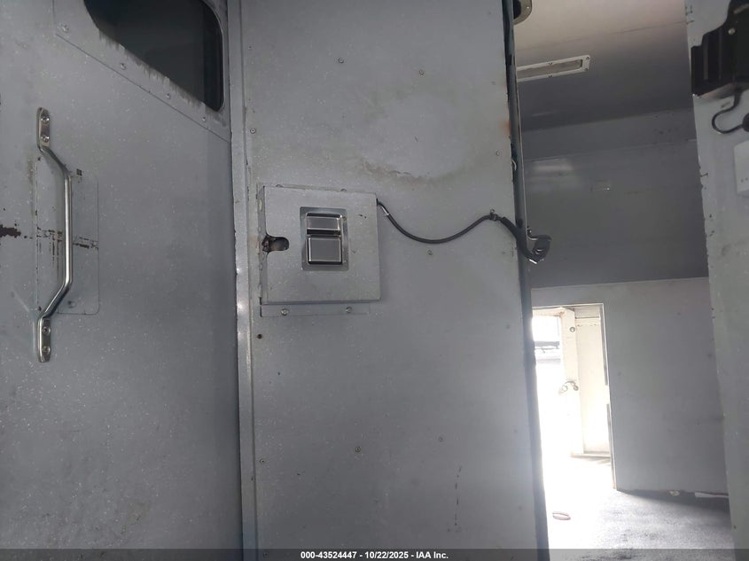 2016 Ford Super Duty F-550 Drw Xl VIN: 1FDAF5GT8GEB98190 Lot: 43524447