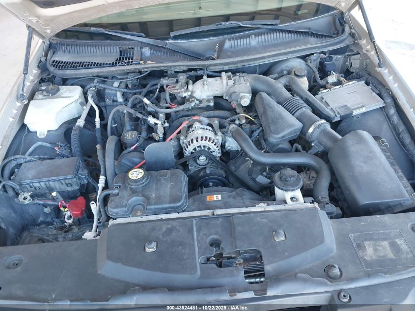 2008 Lincoln Town Car Signature Limited VIN: 2LNHM82V98X643213 Lot: 43524481