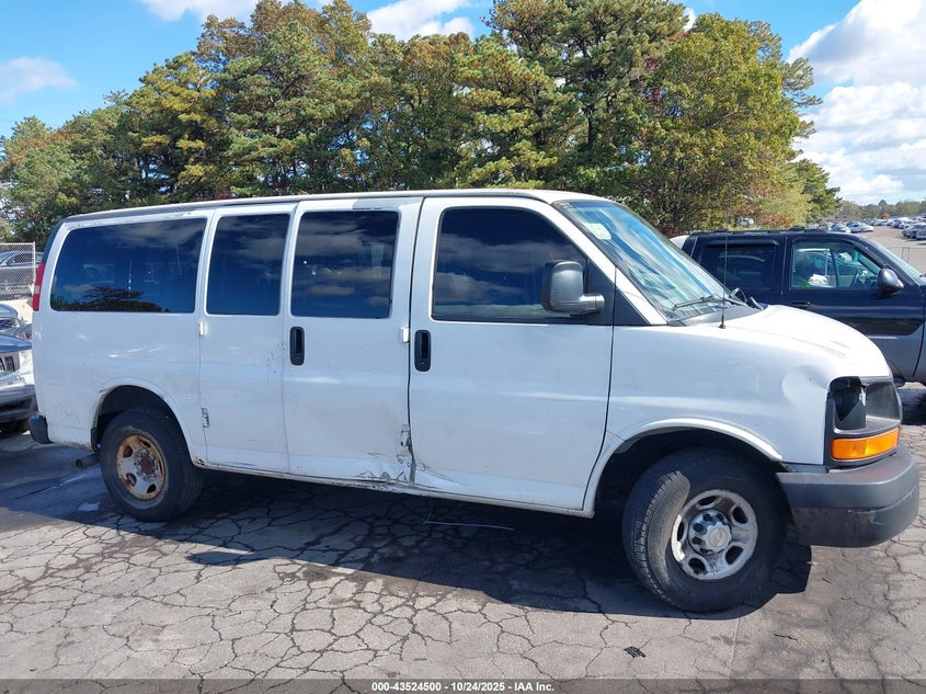 2008 Chevrolet Express Ls VIN: 1GAGG25K481207960 Lot: 43524500