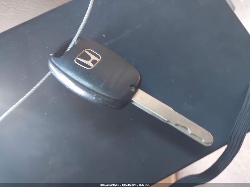 2006 Honda Cr-V Lx VIN: JHLRD78546C030102 Lot: 43524505