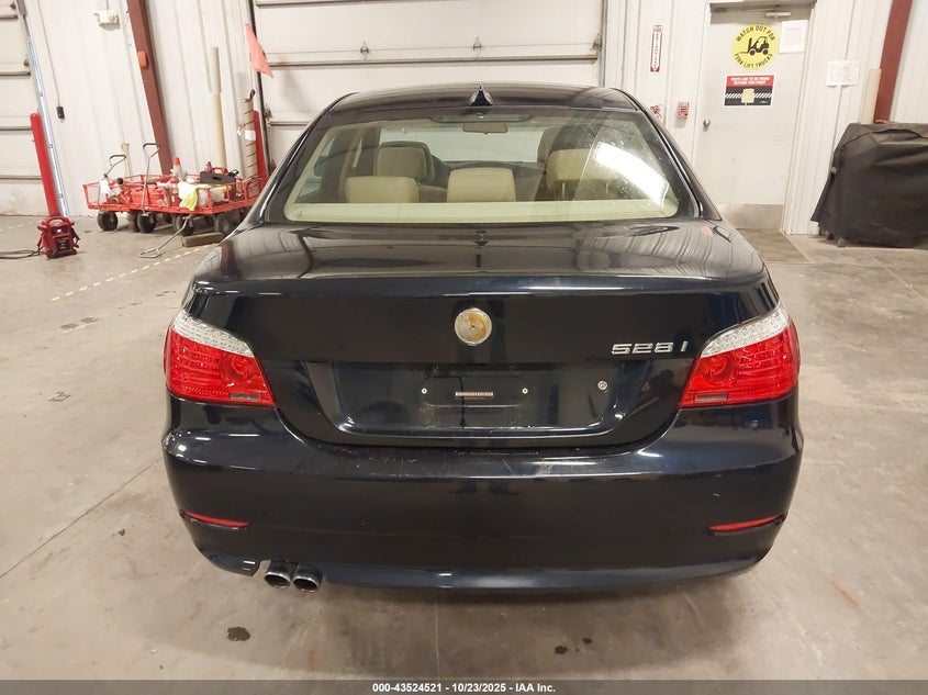 2008 BMW 528I VIN: WBANU53518CT12544 Lot: 43524521