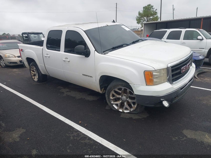GMC SIERRA 1500 SLT