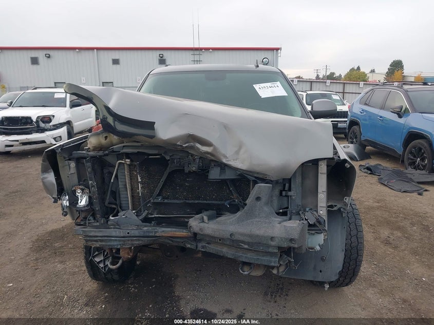 2008 GMC Yukon Slt VIN: 1GKFK13078J121074 Lot: 43524614