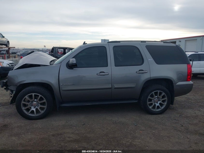 2008 GMC Yukon Slt VIN: 1GKFK13078J121074 Lot: 43524614