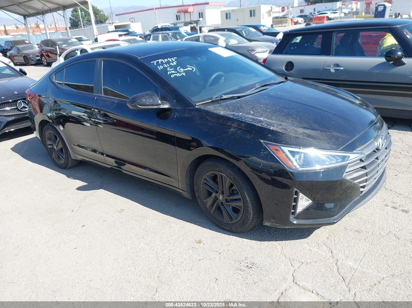 HYUNDAI ELANTRA SEL