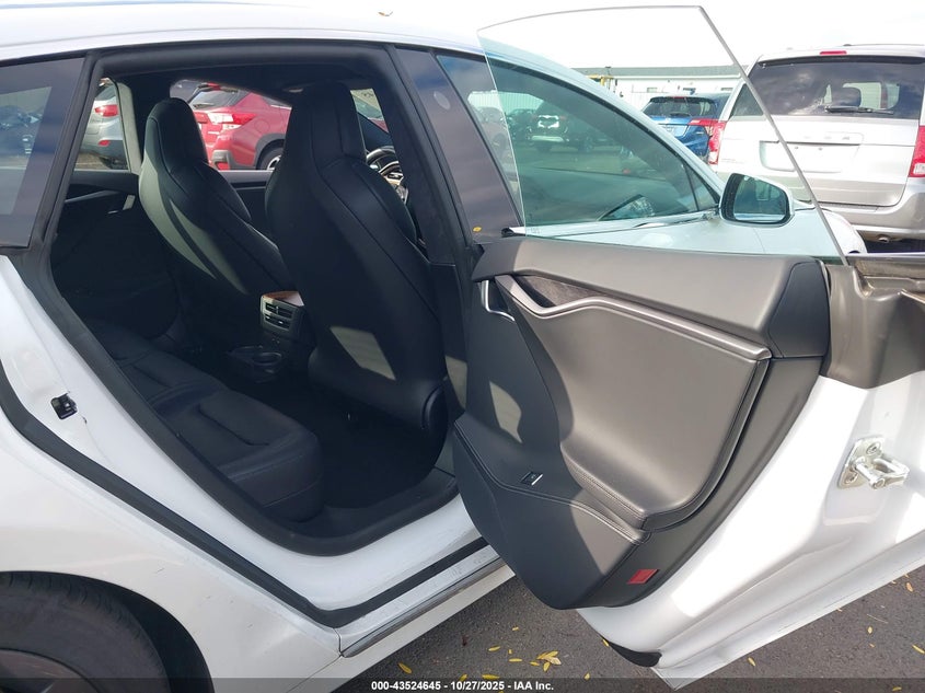 2019 Tesla Model S 100D/75D/Long Range/Standard Range VIN: 5YJSA1E27KF343818 Lot: 43524645