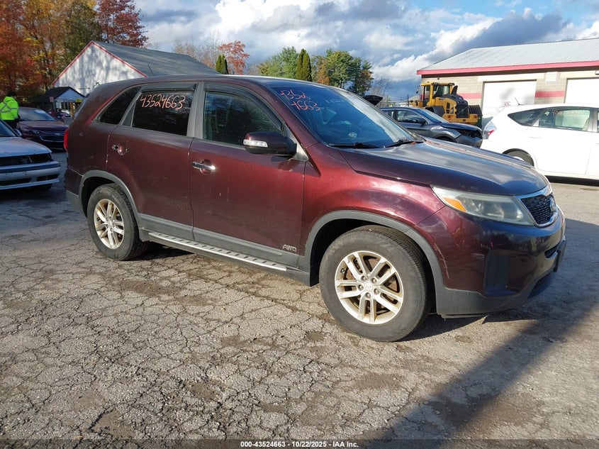 2014 KIA SORENTO LX - 5XYKTDA62EG430561
