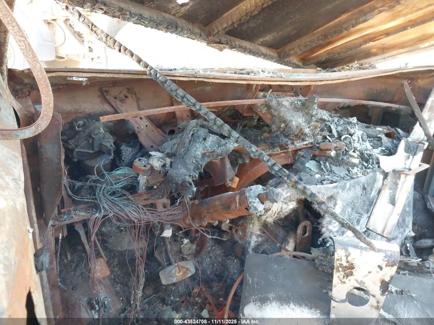 1990 Ford Econoline E350 Cutaway Van VIN: 1FDKE30G1LHA44633 Lot: 43524708