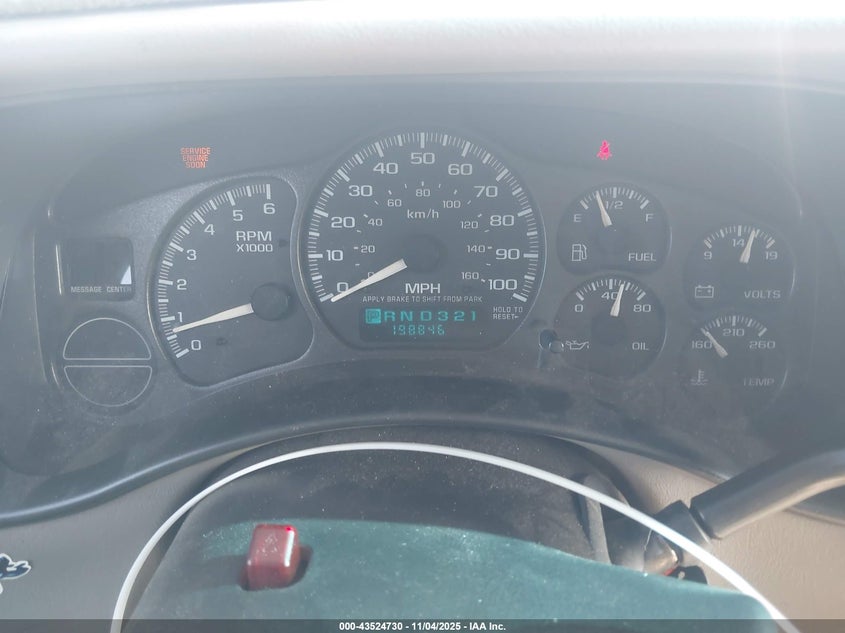 2002 GMC Yukon Sle VIN: 1GKEC13V02R215682 Lot: 43524730