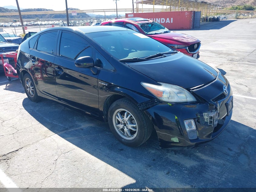 TOYOTA PRIUS THREE