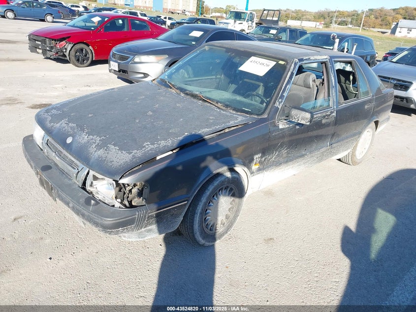 YS3CL58L8L2001799 1990 SAAB 9000 photo no. 2