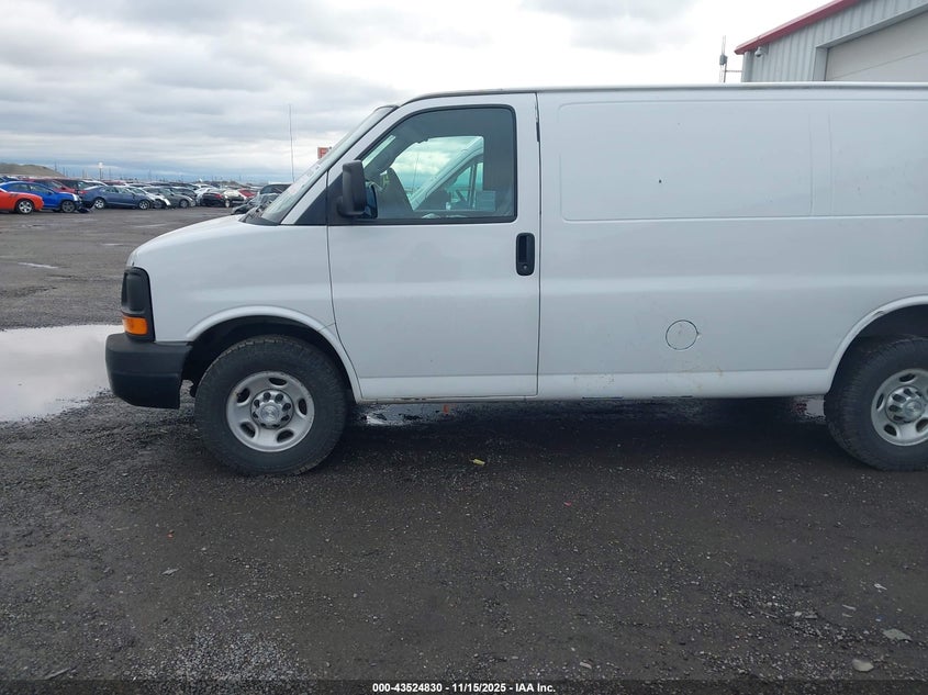 2015 Chevrolet Express 2500 Work Van VIN: 1GCWGFCFXF1274902 Lot: 43524830