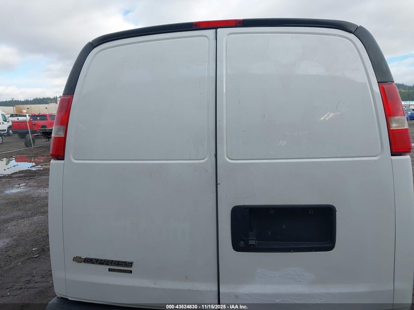 2015 Chevrolet Express 2500 Work Van VIN: 1GCWGFCFXF1274902 Lot: 43524830