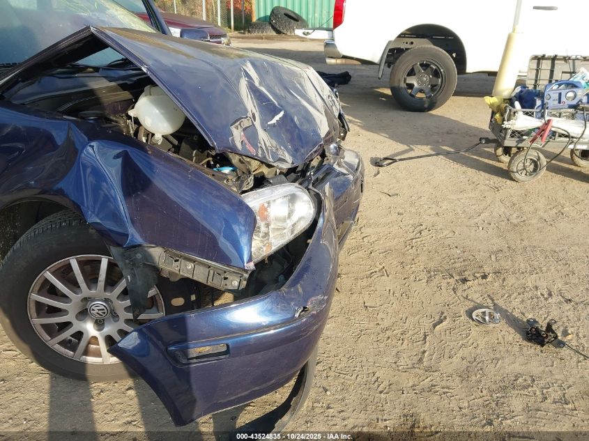 2004 Volkswagen Golf Gls 2.0L VIN: 9BWGL61J344004936 Lot: 43524835