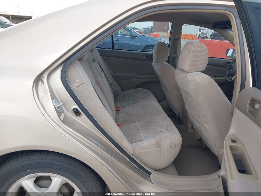 2003 Toyota Camry Le VIN: 4T1BE32K53U739822 Lot: 43524849