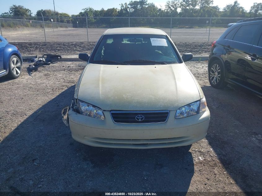 2000 Toyota Camry Le VIN: 4T1BG22K2YU975047 Lot: 43524858