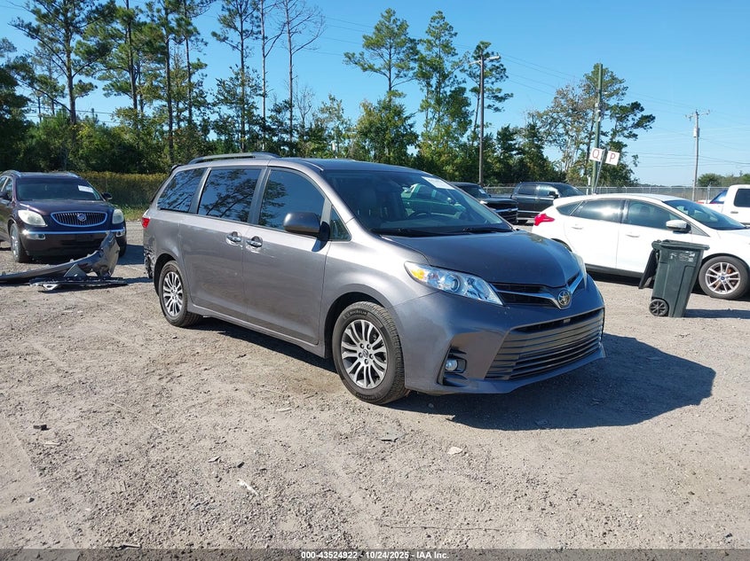 2019 TOYOTA SIENNA XLE 8 PASSENGER - 5TDYZ3DC0KS007111