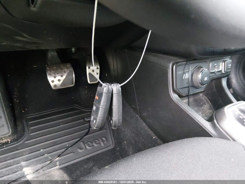 2022 Jeep Renegade Latitude 4X4 VIN: ZACNJDB17NPN72228 Lot: 43525101