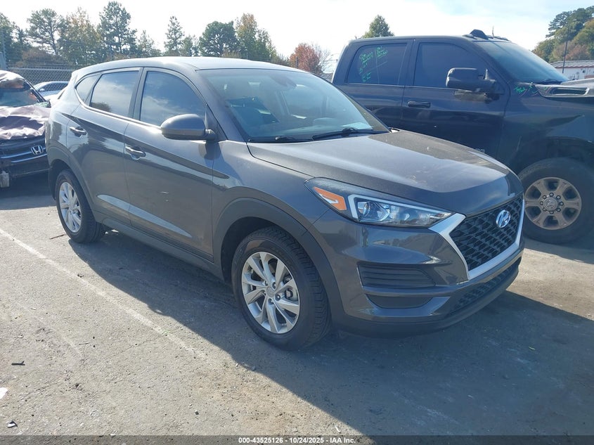 HYUNDAI TUCSON SE