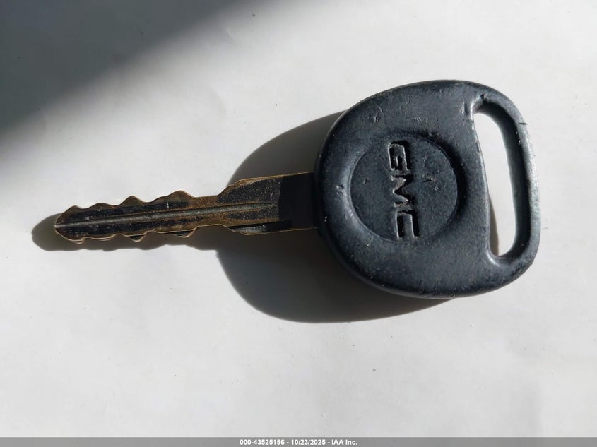 2006 GMC Sierra 1500 Slt VIN: 2GTEK13T261186245 Lot: 43525156