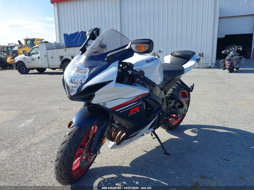 2025 SUZUKI GSX-R600 JS1GN7FA6S7100262