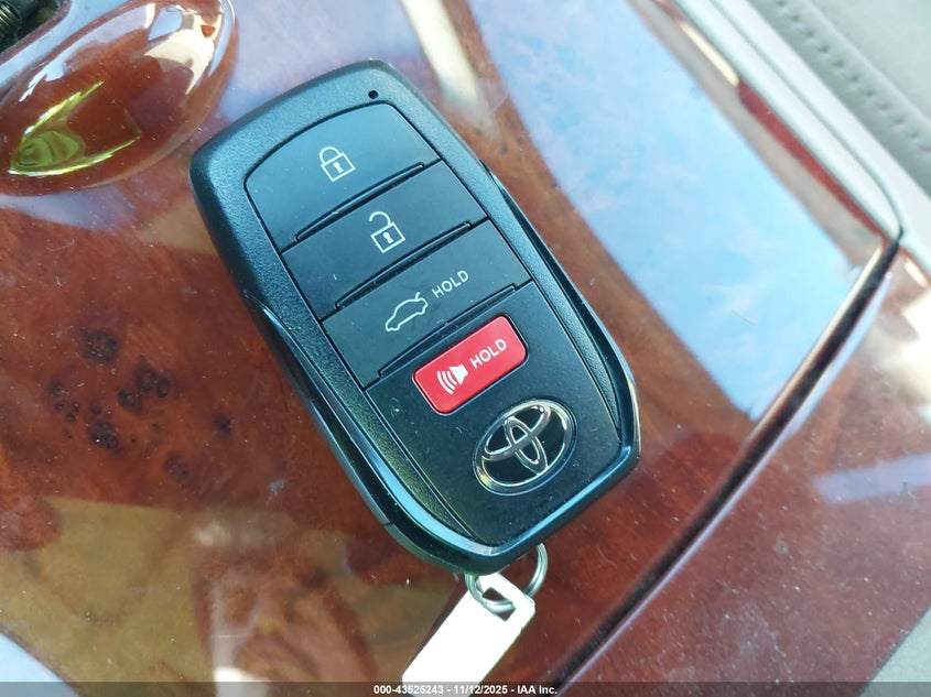 2024 Toyota Crown Limited VIN: JTDAAAAF7R3029016 Lot: 43525243