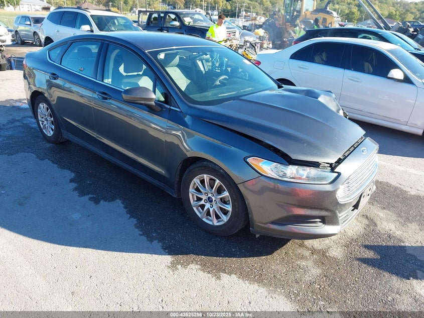 FORD FUSION S