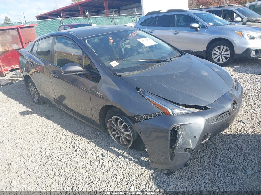 TOYOTA PRIUS LE