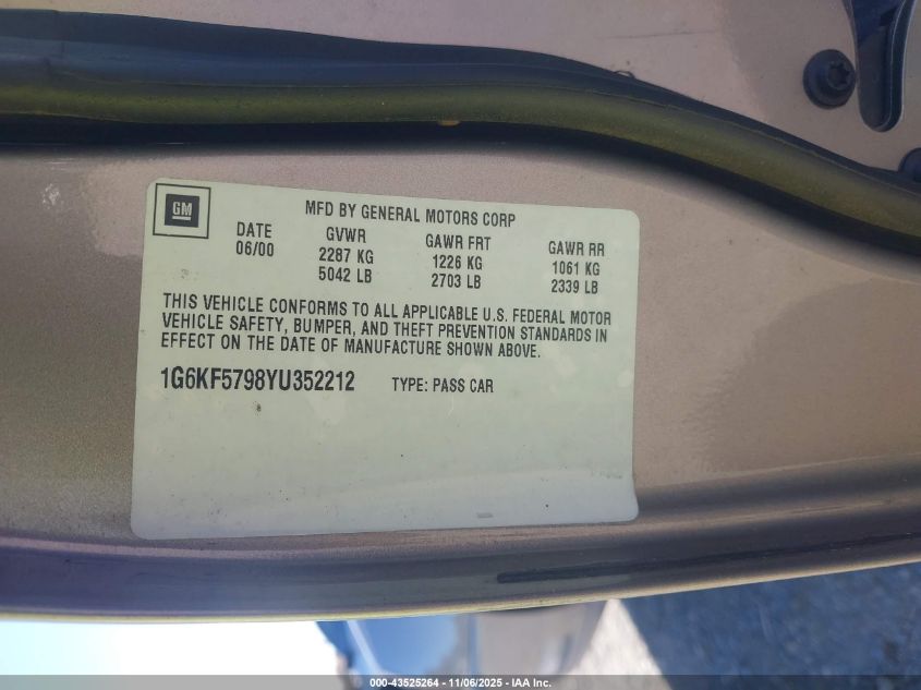 2000 Cadillac Deville Dts VIN: 1G6KF5798YU352212 Lot: 43525264