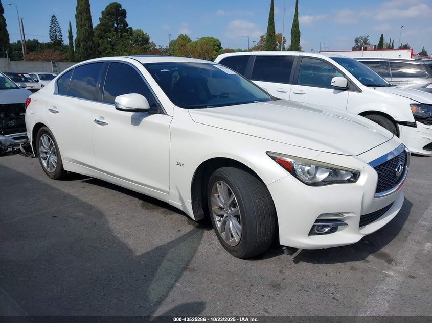 INFINITI Q50 3.0T PREMIUM