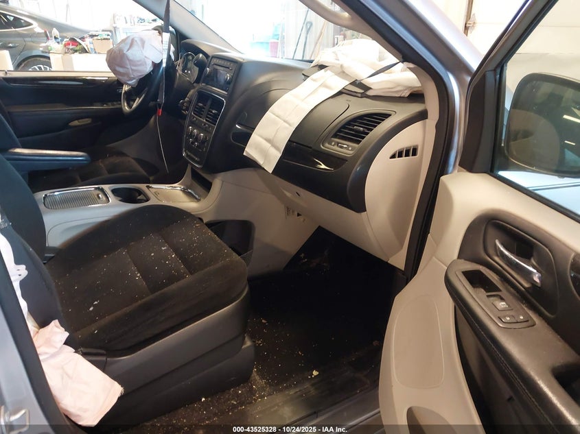 2016 DODGE GRAND CARAVAN SXT 2C4RDGCG9GR379125