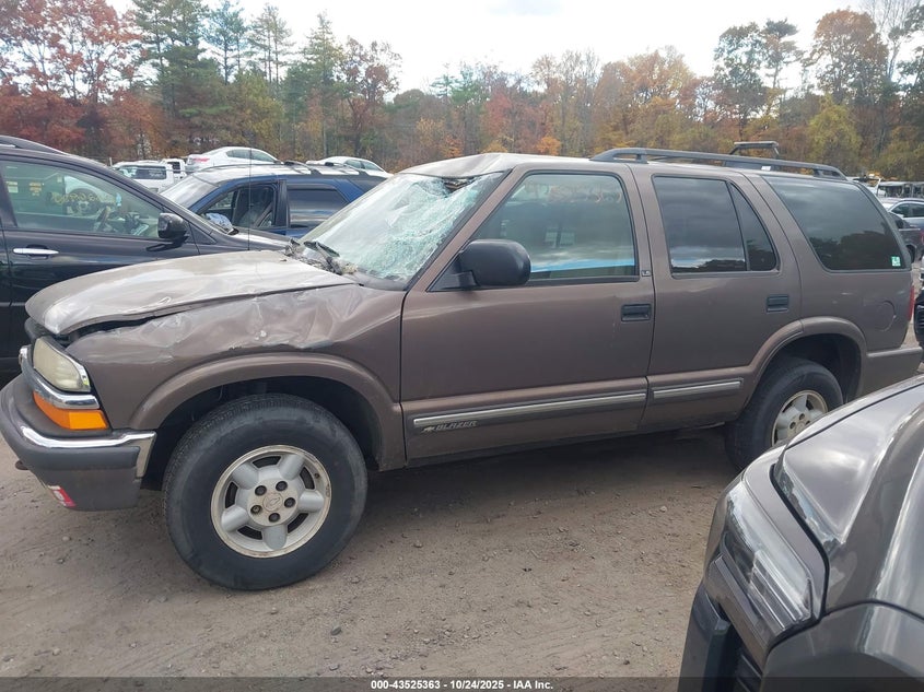 2000 Chevrolet Blazer Ls VIN: 1GNDT13WXY2308038 Lot: 43525363