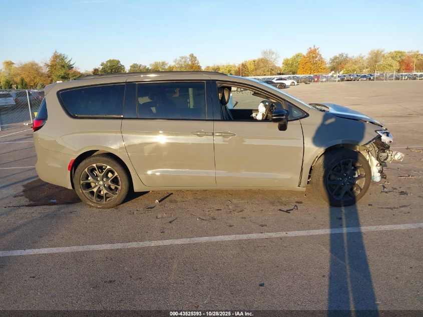 2025 Chrysler Pacifica Limited Awd VIN: 2C4RC3GG2SR565751 Lot: 43525393