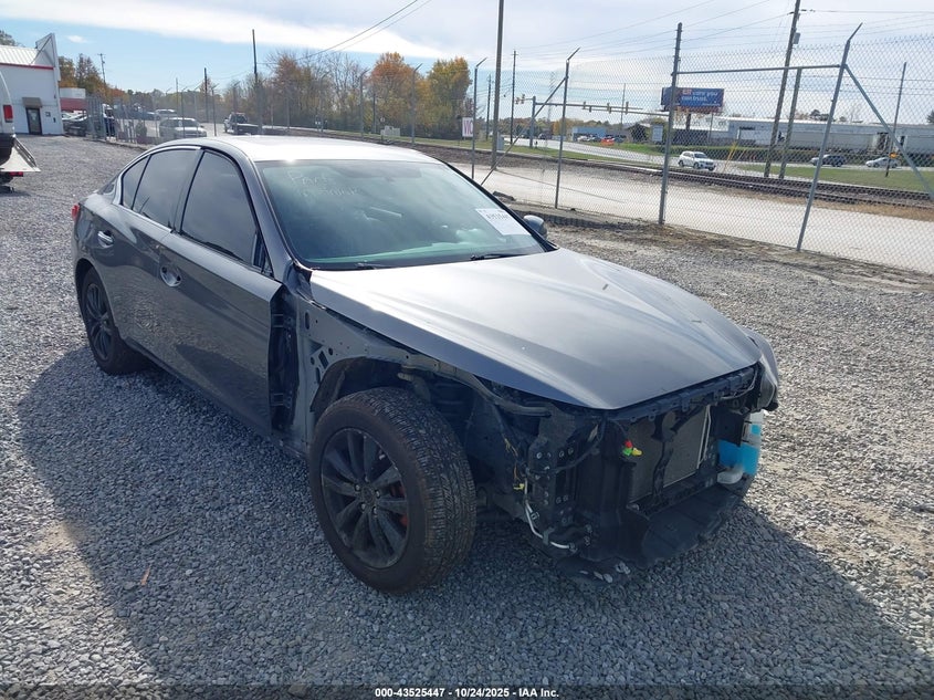 INFINITI Q50 PREMIUM