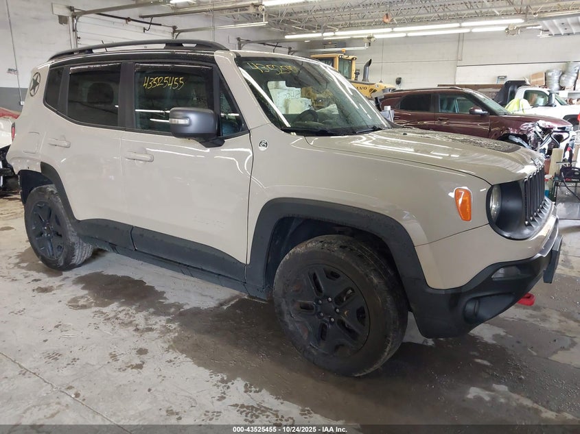 JEEP RENEGADE DESERTHAWK 4X4
