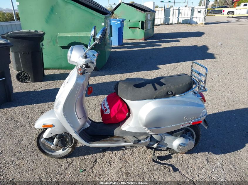 2009 Vespa Lx 150 VIN: ZAPM448F495016075 Lot: 43525492