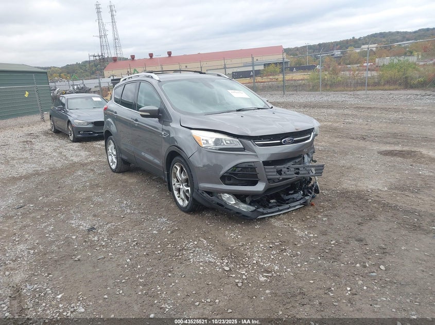 FORD ESCAPE TITANIUM