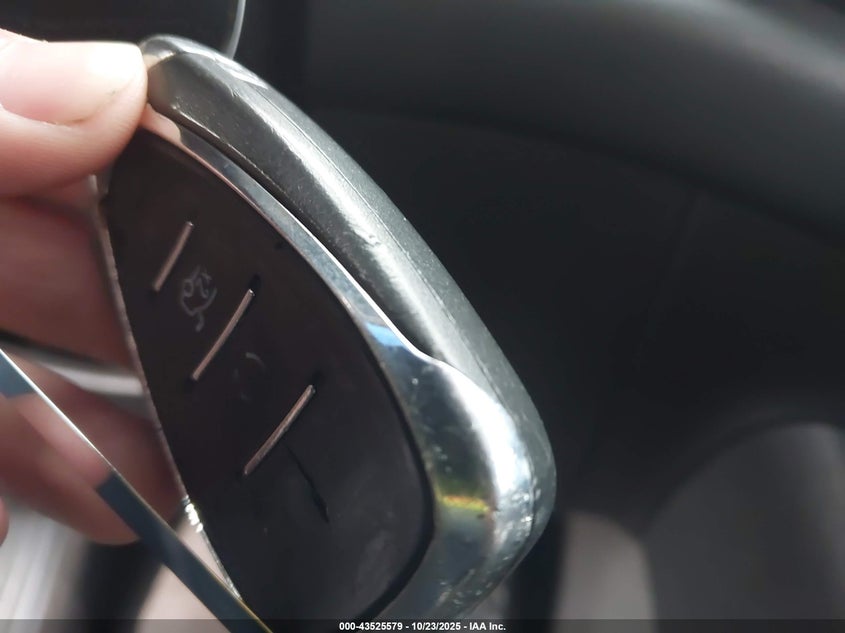 2018 CHEVROLET MALIBU LT 1G1ZD5ST3JF152636