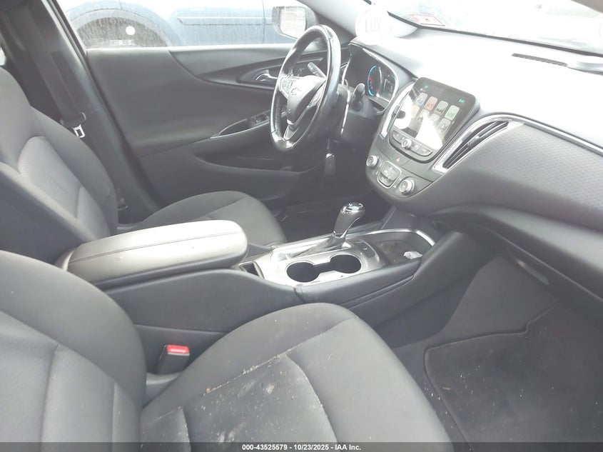 2018 CHEVROLET MALIBU LT 1G1ZD5ST3JF152636