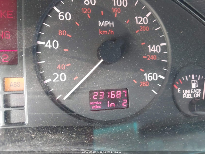 1998 Audi A8 4.2 VIN: WAUBG74D7WN003917 Lot: 43525652