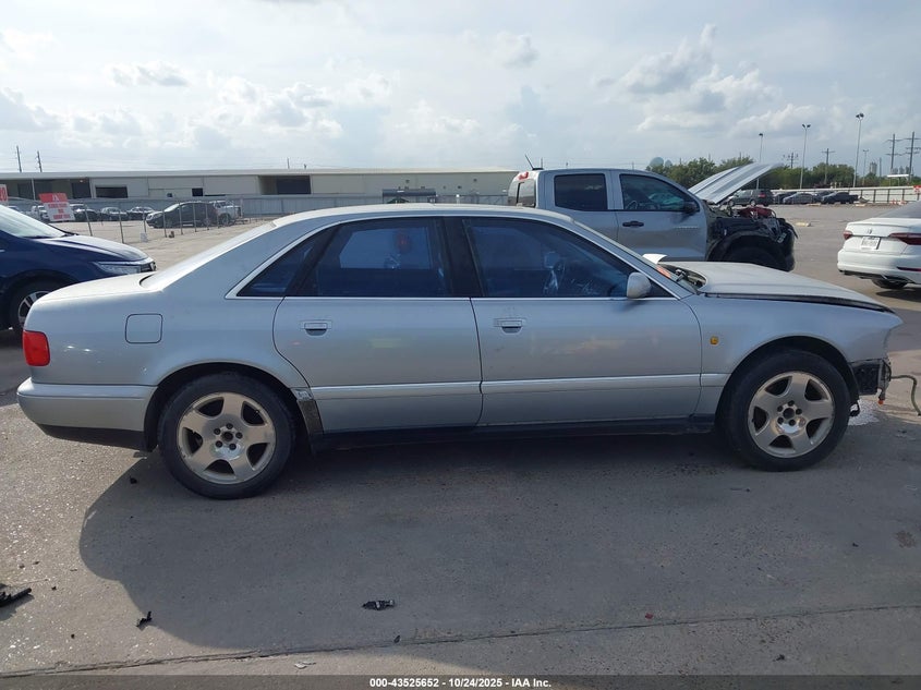 1998 Audi A8 4.2 VIN: WAUBG74D7WN003917 Lot: 43525652