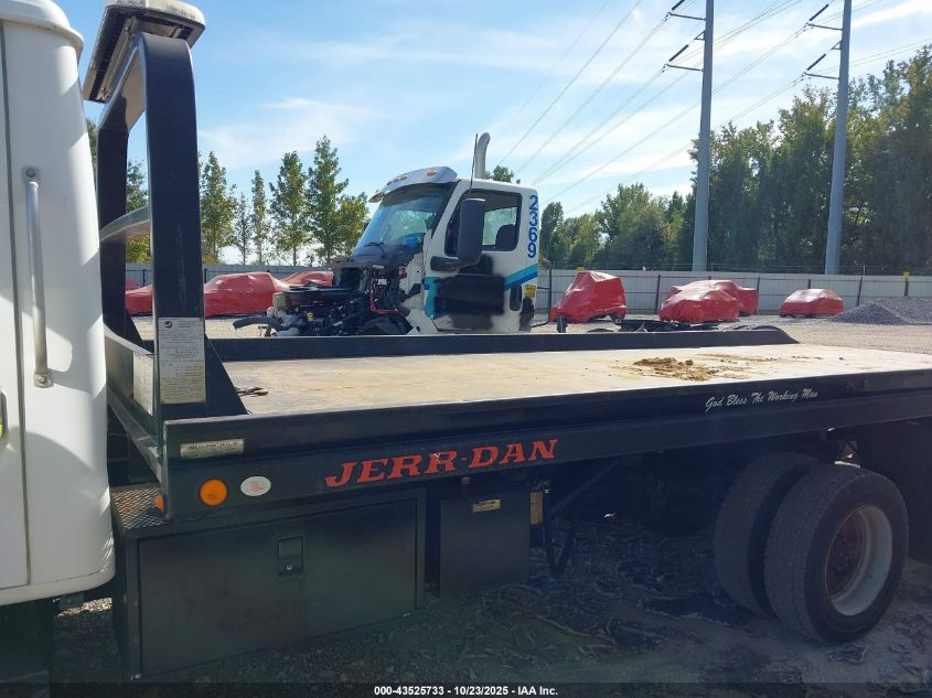 1998 International 4000 4700 VIN: 1HTSCABM5WH528734 Lot: 43525733