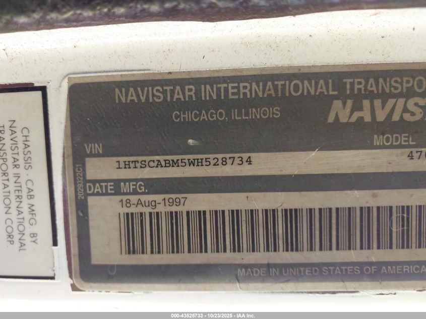1998 International 4000 4700 VIN: 1HTSCABM5WH528734 Lot: 43525733